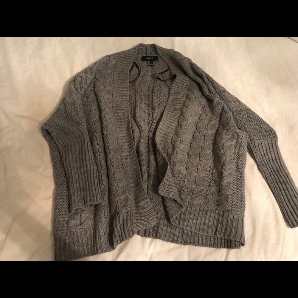 Oversized sweater cardigan